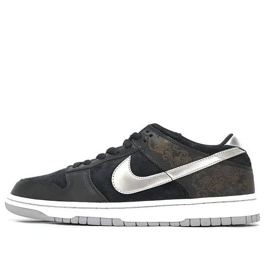 Nike SB Dunk Low 'Takashi 2'  313170-005 Iconic Trainers